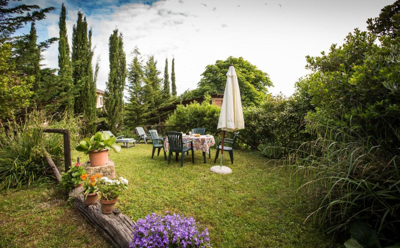 Rustico In Pietra Villa Chianni Exterior foto