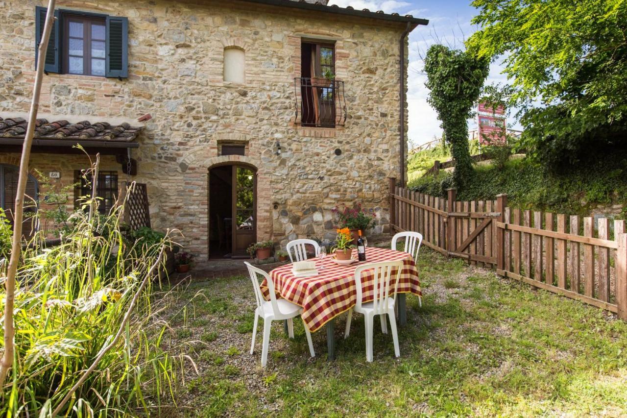 Rustico In Pietra Villa Chianni Exterior foto